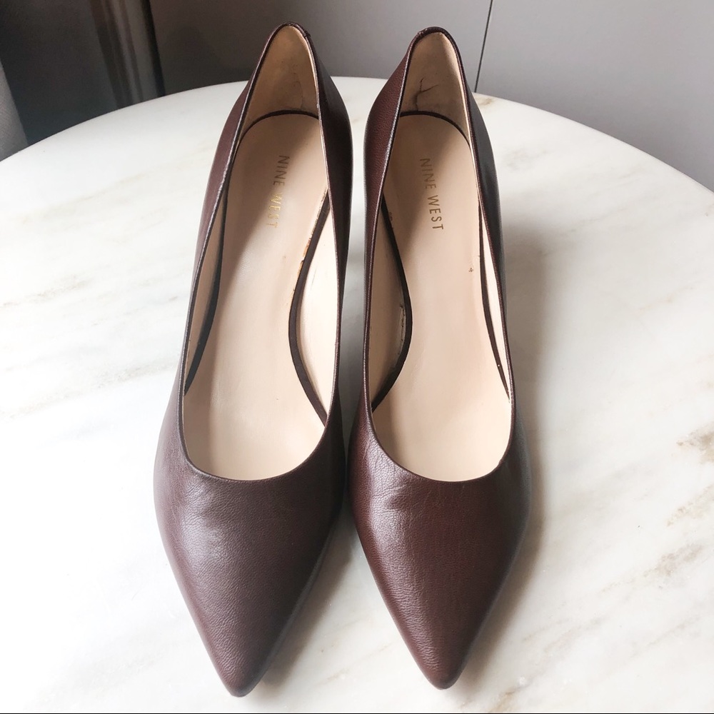 Nine West Austin Pointed Toe Pumps - Size 10